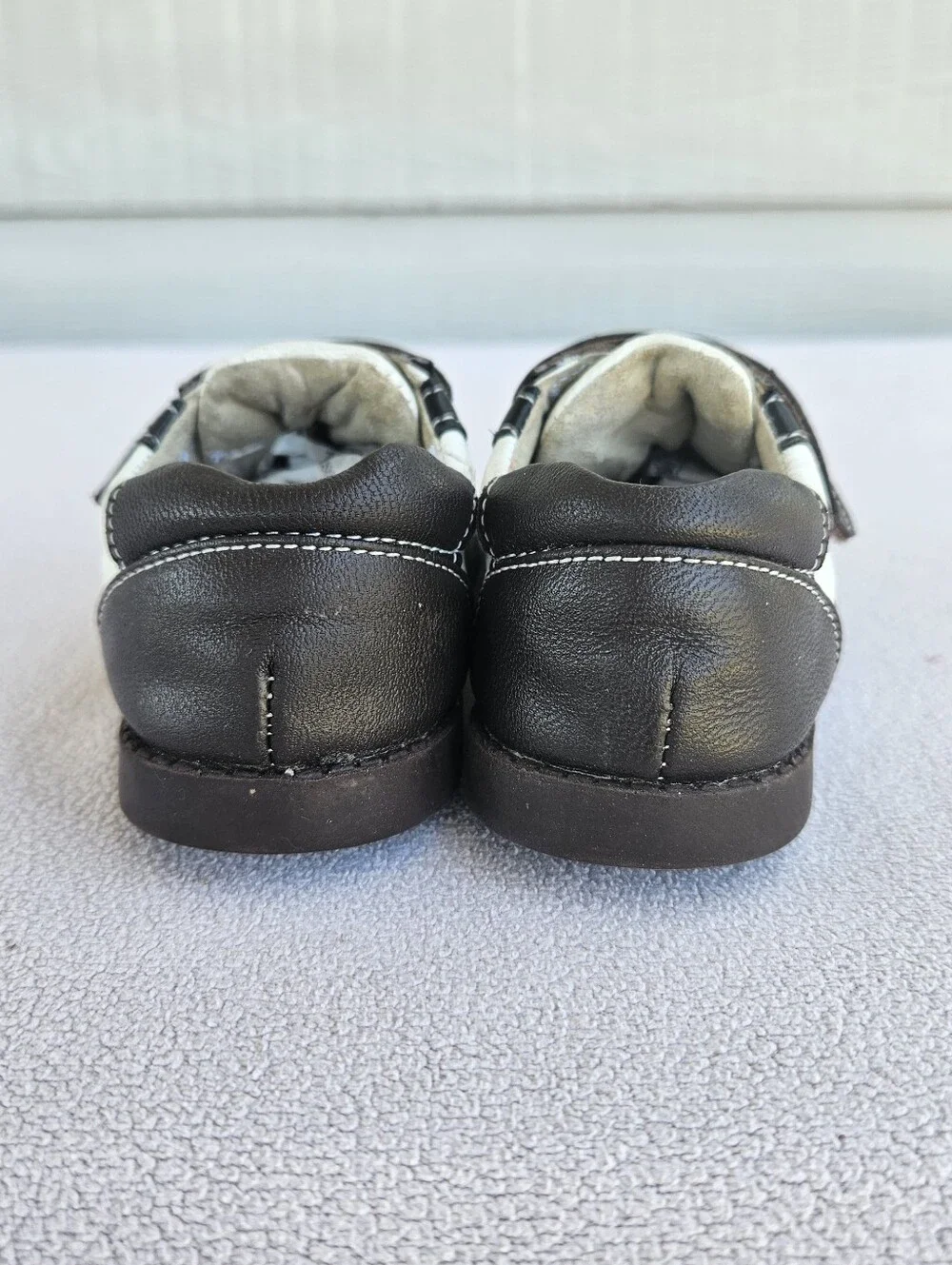 See Kai Run Keelan First Walker Toddler SZ 5 Brown Leather Sneaker Hook & Loop